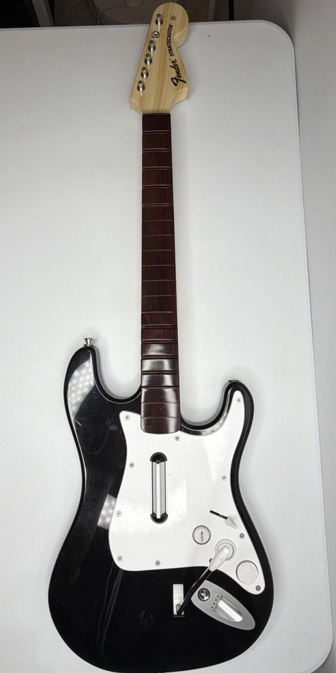 PS3 Rock Band Fender Stratocaster Black White Guitar Harmonix PSGTS2 No Dongle